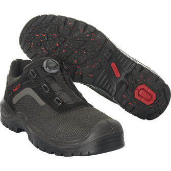 MASCOT® Footwear Sicherheitshalbschuh S3 mit BOA® Sicherheitshalbschuh, Das BOA® Fit-System besteht aus besonders strapazierfähigen, hochwertigen Materialien Mit BOA® können Sie Schuhe schnell und mühelos durch einfaches Drehen perfekt anpassen, Obermaterial aus strapazierfähigem CORDURA®/Kevlar®/Dyneema®, Die ergonomisch geformte Zehenschutzkappe aus Aluminium bietet besseren Schutz und mehr Platz für die Zehen und erhöht den Tragekomfort, Ein flexibler Nageldurchtrittschutz aus Spezialtextil erhöht den Tragekomfort und verhindert Kältebrücken Er deckt ferner, im Gegensatz zu einem Nageldurchtrittschutz aus Stahl, die gesamte Fußgröße ab und bietet daher besseren Schutz an den Seiten, Durch das stabilisierende, MASCOT-patentierte Multifunktionsgelenk auch besonders gut für das Arbeiten auf unebenem Untergrund und auf Leitern geeignet, Die Sohle aus PU/Gummi ist speziell für anspruchsvolle Umgebungen entwickelt Sie ist bis 300°C Kontaktwärme hitzebeständig, Die Sohle ist frostbeständig und rutschfest, so dass sie auch bei kaltem Wetter sicher stehen, Die Sohle ist öl- und benzinbeständig