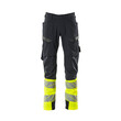 MASCOT® Accel. Safe Hose, Schenkeltaschen, ULTIMATE STRETCH Hose, Der Stretchstoff ist in alle Richtungen elastisch und bietet eine unübertroffene Bewegungsfreiheit, wo nichts spannt oder stört, Der multifunktionelle Stretchstoff kombiniert ein niedriges Gewicht mit sehr hoher Strapazierfähigkeit und ist darüber hinaus wasserabweisend, Ergonomisch geschnittene Hosenbeine, die nach den natürlichen Bewegungen des Körpers geformt wurden, Verstärkung aus CORDURA® (1000 D) an den Knien, Standardmäßig in drei verschiedenen Schrittlängen erhältlich, für die individuell beste Passform und die am besten platzierten Details, Das Produkt ist für Industriewäsche geeignet