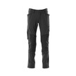 MASCOT® Bundhose, Knietaschen, Stretch hat ein wasserabweisendes Finish. Vier-Wege-Stretchstoff mit geringem Gewicht und hoher Strapazierfähigkeit. MASCOT® Bundhosenbeine sind ergonomisch geformt. Gürtelschlaufen. MASCOT® Bundhosenschlitz mit Reißverschluss