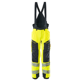 MASCOT® Accel. Safe Winterhose mit Knietaschen, CLIMASCOT® Winterhose, Atmungsaktiv, wind- und wasserdicht mit getapten Nähten, Äußerst strapazierfähig, Die einzigartige CLIMASCOT®-Isolierung wärmt effektiv, ist leicht, weich und lässt sich auf ein geringes Volumen komprimieren, Ergonomisch geschnittene Hosenbeine, die nach den natürlichen Bewegungen des Körpers geformt wurden, Zollstocktasche mit Kevlar®-Verstärkungen - besonders widerstandsfähig gegen spitze und scharfe Gegenstände, Die Knietaschen aus strapazierfähigem CORDURA®-Gewebe sind regulierbar, so dass der Knieschutz immer optimal platziert ist, Hochgezogenes Rückenteil stützt und bietet zusätzlichen Schutz vor Wind und Kälte im unteren Rückenbereich, Schneefang an der Beininnenseite hält Schnee und Schmutz draußen, Zertifiziert für die Verwendung zusammen mit dem MASCOT-Kniepolstertyp SHORT oder LONG, da die Kniepolstertasche höhenverstellbar ist