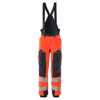 MASCOT® Accel. Safe Winterhose mit Knietaschen, CLIMASCOT® Winterhose, Atmungsaktiv, wind- und wasserdicht mit getapten Nähten, Äußerst strapazierfähig, Die einzigartige CLIMASCOT®-Isolierung wärmt effektiv, ist leicht, weich und lässt sich auf ein geringes Volumen komprimieren, Ergonomisch geschnittene Hosenbeine, die nach den natürlichen Bewegungen des Körpers geformt wurden, Zollstocktasche mit Kevlar®-Verstärkungen - besonders widerstandsfähig gegen spitze und scharfe Gegenstände, Die Knietaschen aus strapazierfähigem CORDURA®-Gewebe sind regulierbar, so dass der Knieschutz immer optimal platziert ist, Hochgezogenes Rückenteil stützt und bietet zusätzlichen Schutz vor Wind und Kälte im unteren Rückenbereich, Schneefang an der Beininnenseite hält Schnee und Schmutz draußen, Zertifiziert für die Verwendung zusammen mit dem MASCOT-Kniepolstertyp SHORT oder LONG, da die Kniepolstertasche höhenverstellbar ist