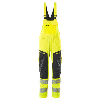 MASCOT® Accel. Safe Latzhose, Knietaschen, Stretch-Einsätze Latzhose, Leichte und starke Stoffqualität mit Ripstop Ripstop ist eine besonders reißfeste Webung, die dafür sorgt, dass der Stoff lange hält, Das Produkt ist eine Kombination aus festem Stoff und Stretchgewebe Das Stretchgewebe befindet sich dort, wo zusätzliche Bewegungsfreiheit erforderlich ist, Ergonomisch geschnittene Hosenbeine, die nach den natürlichen Bewegungen des Körpers geformt wurden, Die Knietaschen aus strapazierfähigem CORDURA®-Gewebe sind regulierbar, so dass der Knieschutz immer optimal platziert ist, Standardmäßig in drei verschiedenen Schrittlängen erhältlich, für die individuell beste Passform und die am besten platzierten Details, Zertifiziert für die Verwendung zusammen mit dem MASCOT-Kniepolstertyp SHORT oder LONG, da die Kniepolstertasche höhenverstellbar ist , Das Produkt ist für Industriewäsche geeignet